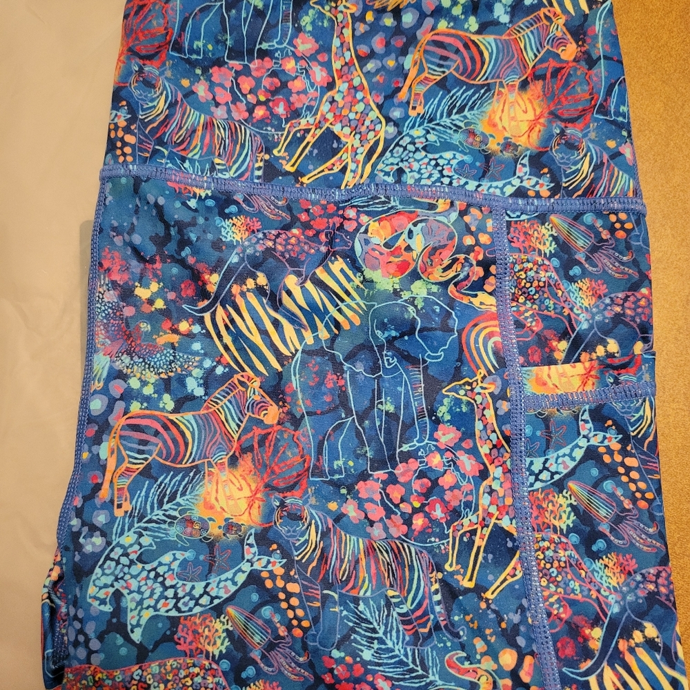 CVG constantly varied gear capri leggings